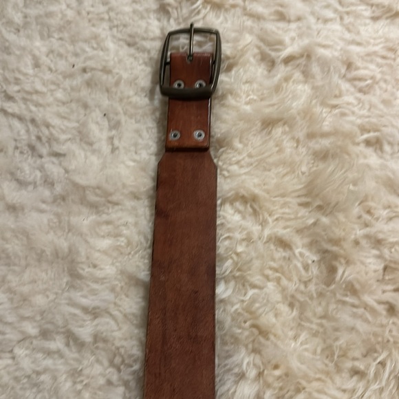 VTG Leather Bullet/Ammo Belt with brass rivets & brass removable belt buckle - Picture 12 of 14